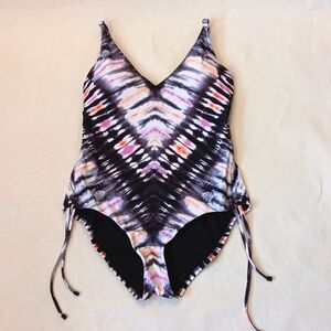 Bar III black tie-dye one-piece swimsuit size Large